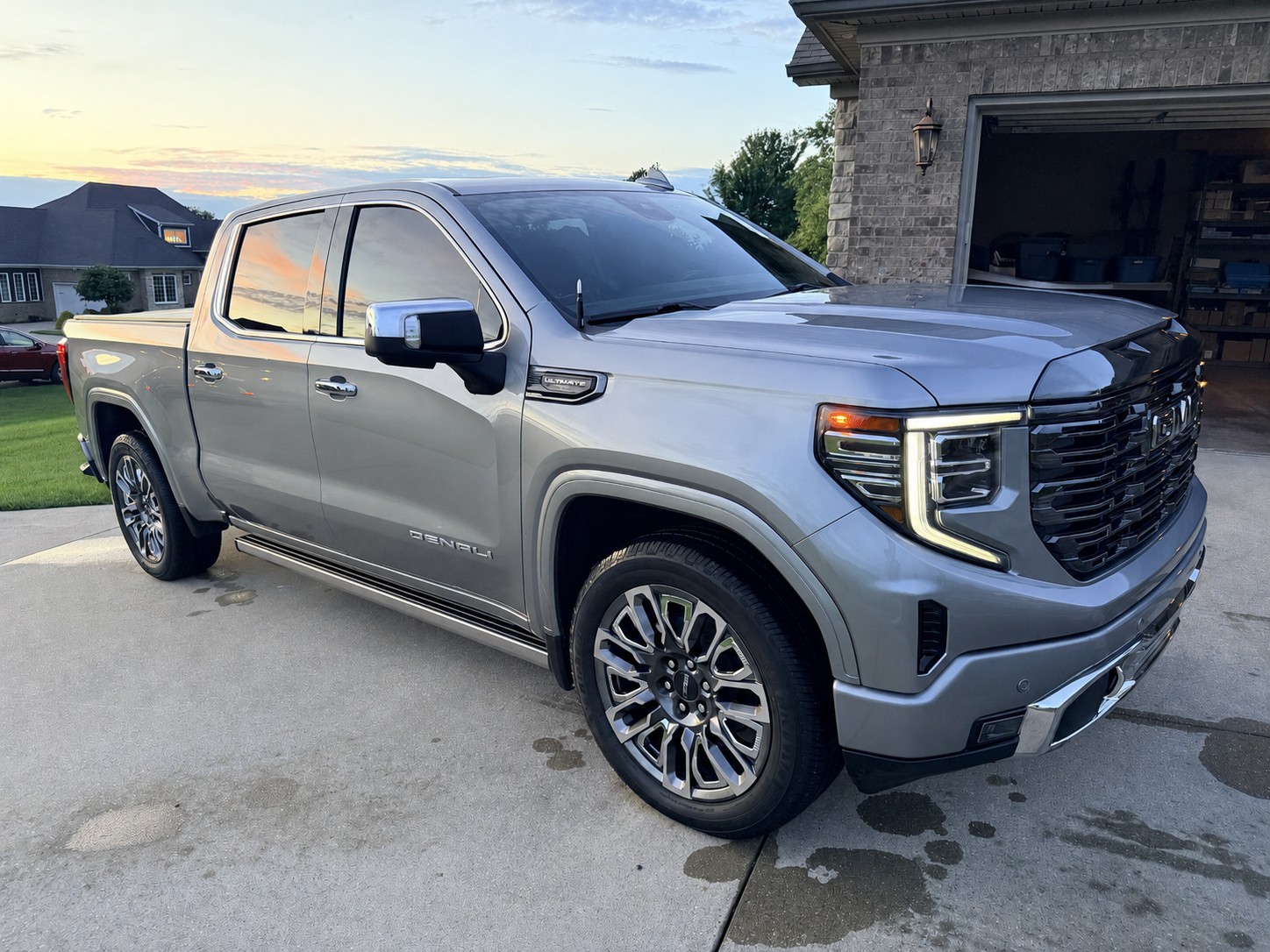 GMC Exterior